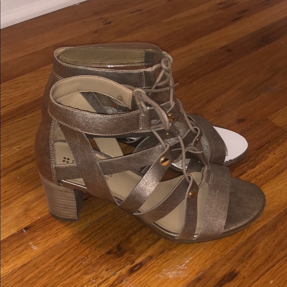 Gold Summer Heels - Picture 4 of 4